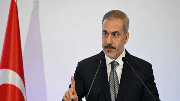 وزير الخارجية التركي “فيدان” ينضم إلى جوقة الحكام الداعين إلى السلام والتطبيع!